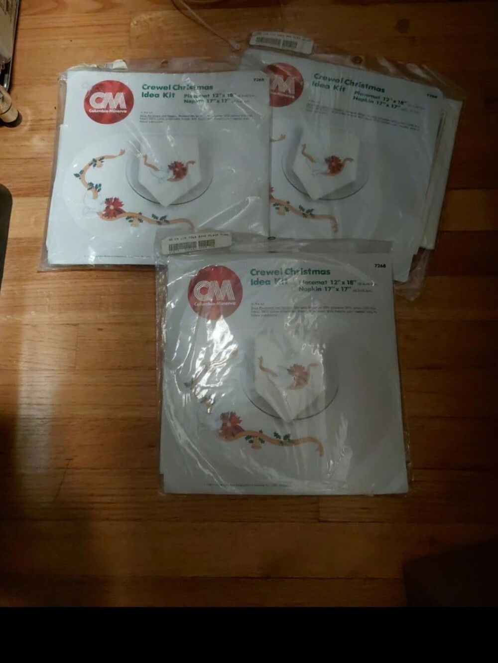 Set Of 3 Columbia Crewel Christmas Placemat & Napkin Set